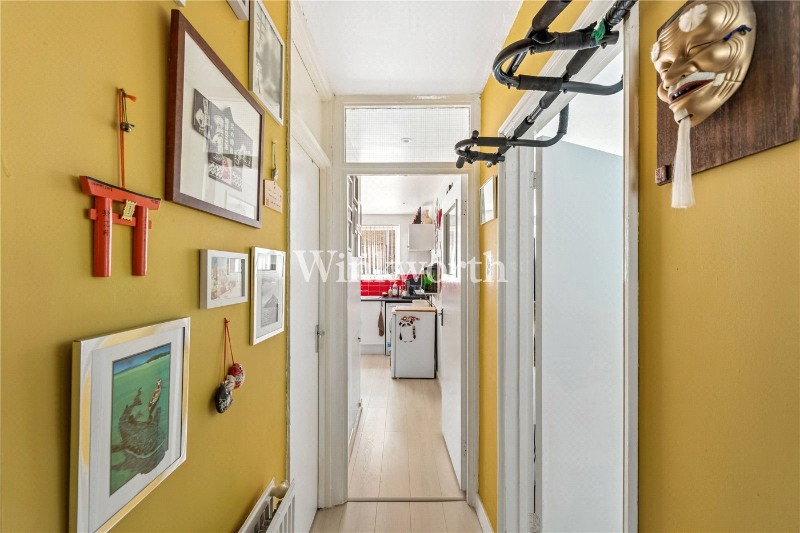 Taylor Close, London, United Kingdom, N17