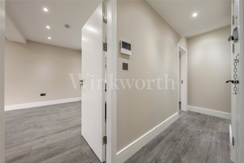 Finchley Road, London, NW11