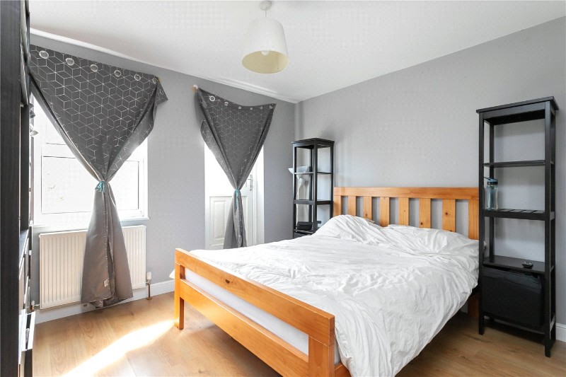 Houghton Close, London, E8