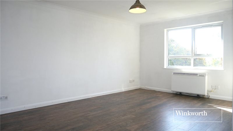 Gillings Court, Wood Street, High Barnet, EN5