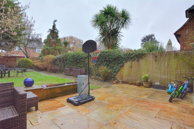 Well Hall Road, London, SE9