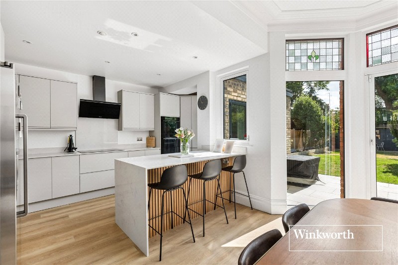 Lansdowne Road, Finchley, London, N3