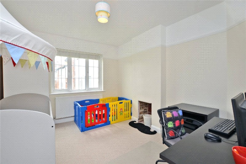 The Maisonettes, Alberta Avenue, Cheam, Sutton, SM1