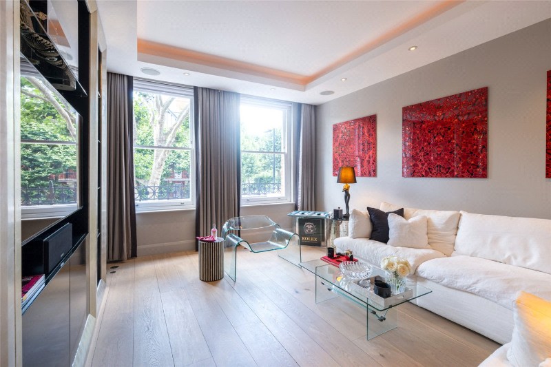 Elgin Avenue, London, W9