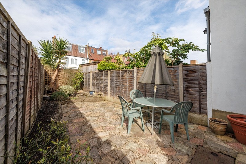 Crabtree Lane, London, SW6