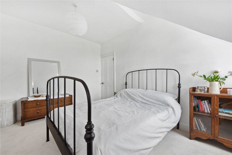 Endymion Road, London, N4