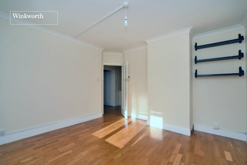 The Maisonettes, Alberta Avenue, Cheam, Sutton, SM1