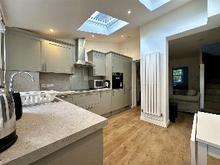 Victoria Road, Farnham, Surrey, GU9