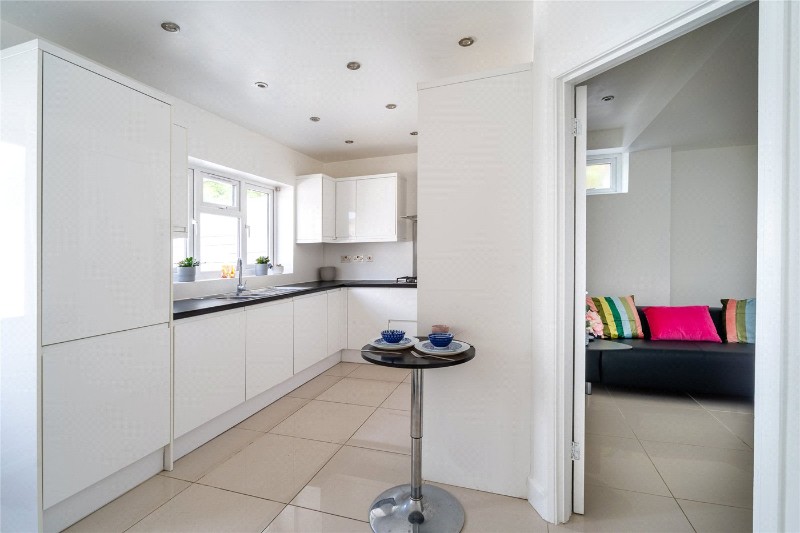 Cricklade Avenue, London, SW2
