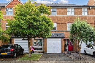 Lisle Close, London, SW17