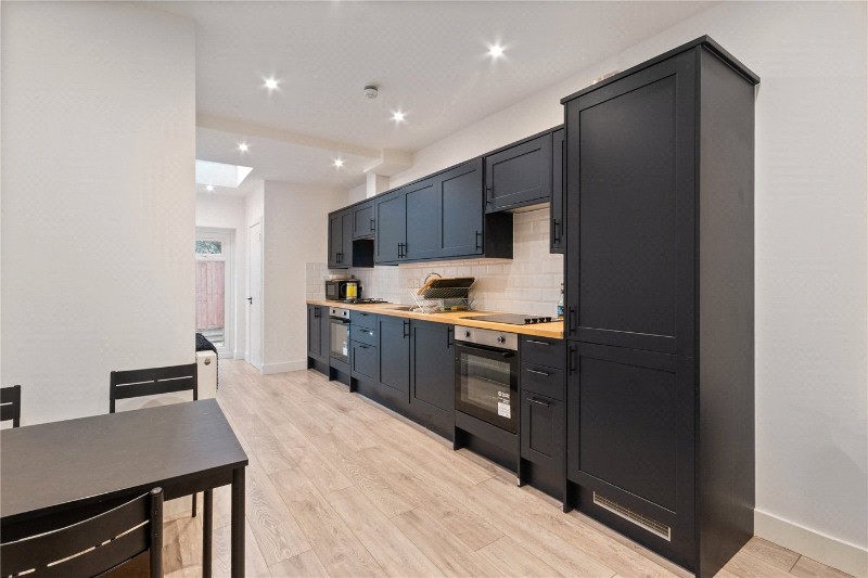 Tooting Bec Road, London, SW17