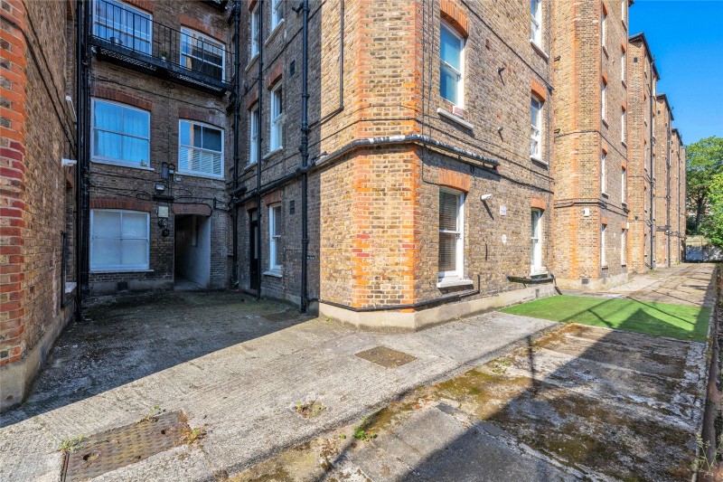 Delaware Mansions, Delaware Road, London, W9