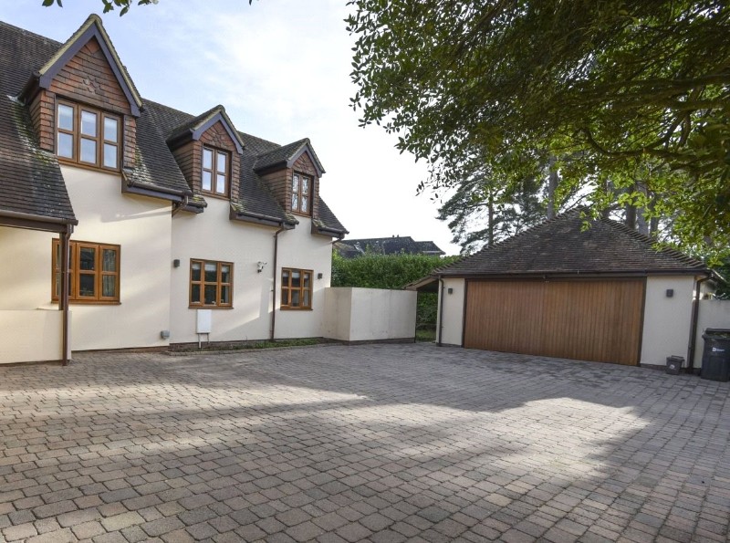Park Homer Road, Colehill, Wimborne, Dorset, BH21