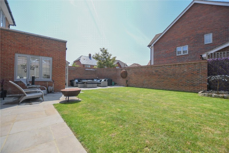 St. Legers Way, Riseley, Reading, Hampshire, RG7