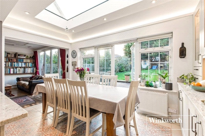 Friars Avenue, Whetstone, London, N20