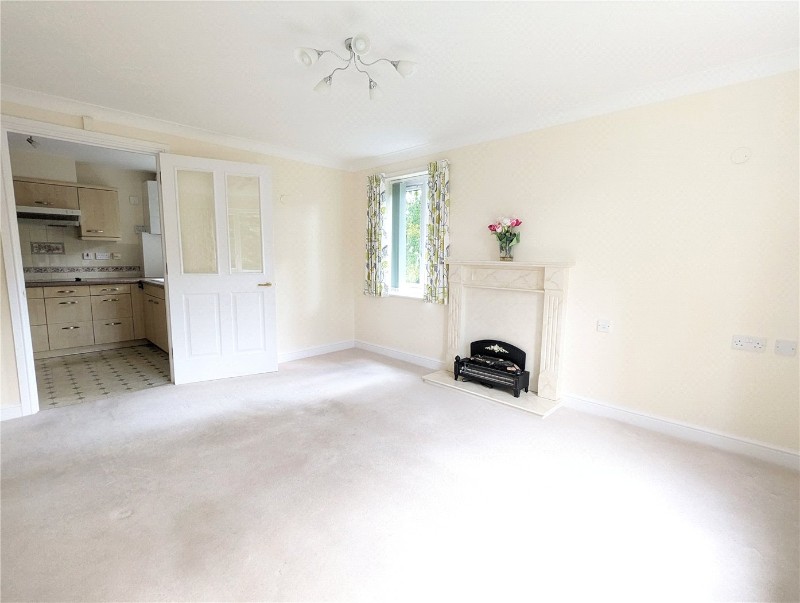 37 Lindsay Road, Branksome Park, Poole, BH13