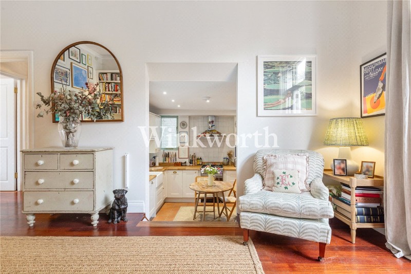 Finsbury Park Road, London, N4