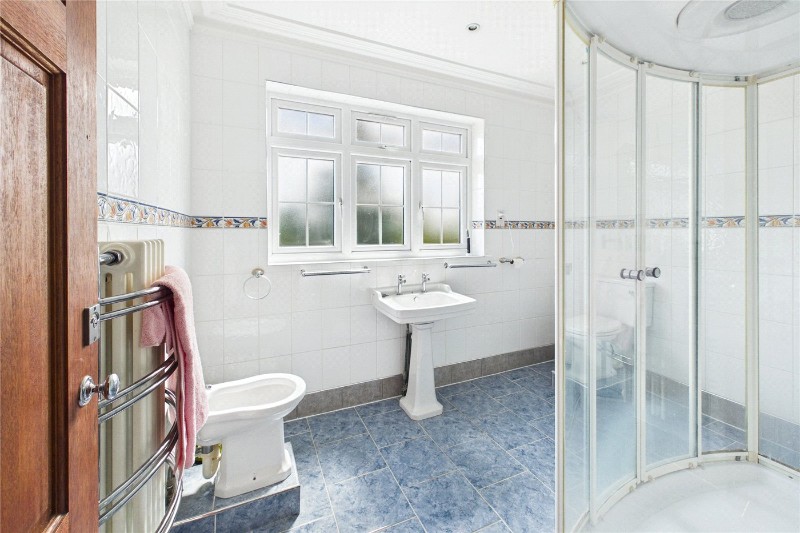 Norbury Hill, London, SW16