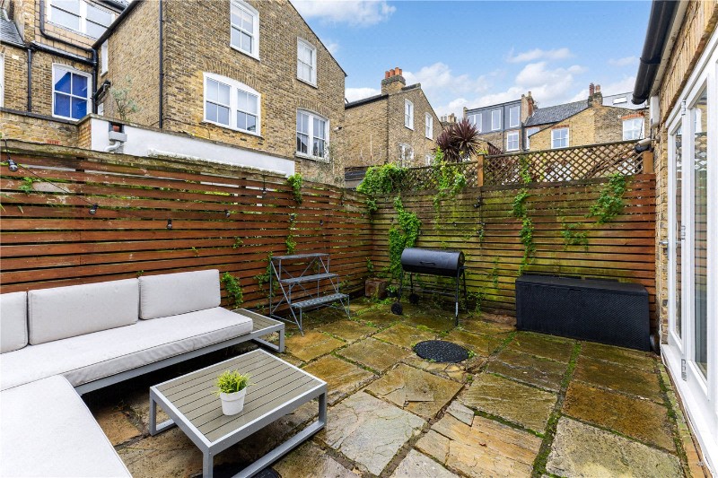 Tregarvon Road, London, SW11