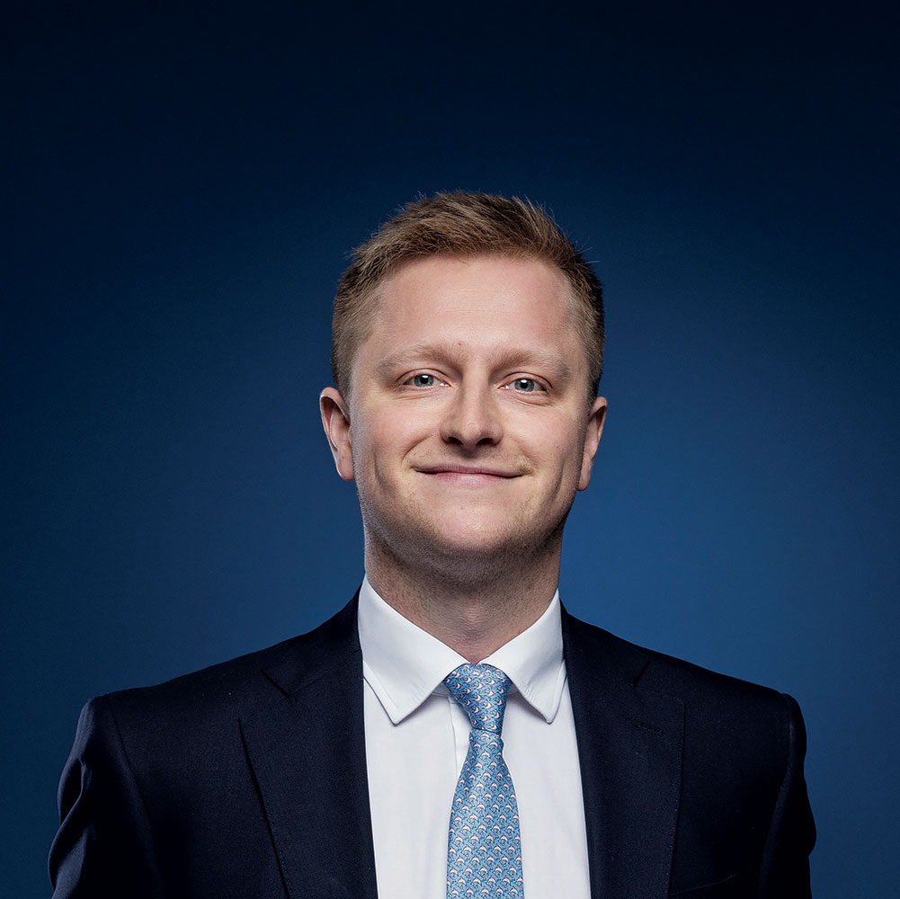 Max White
