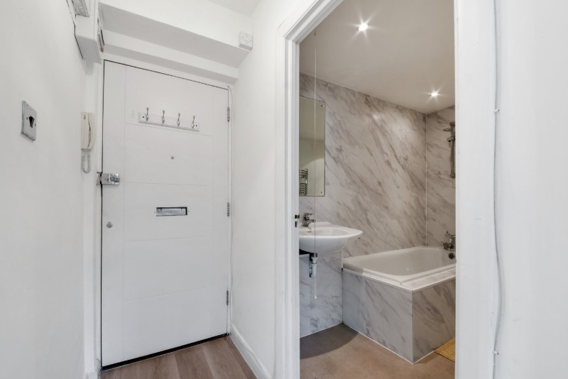Bromley Road, Beckenham, BR3