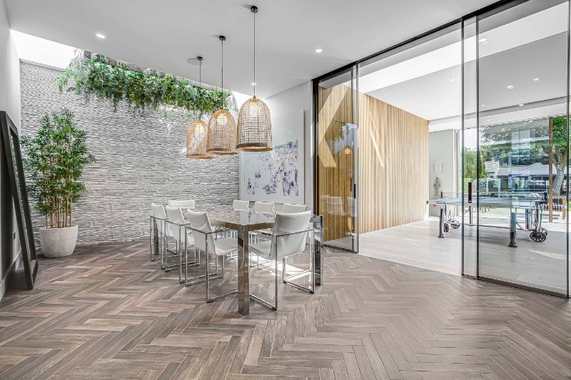 Castelnau, Barnes, London, SW13