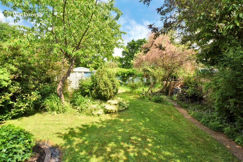 Kingshill Avenue, Worcester Park, KT4