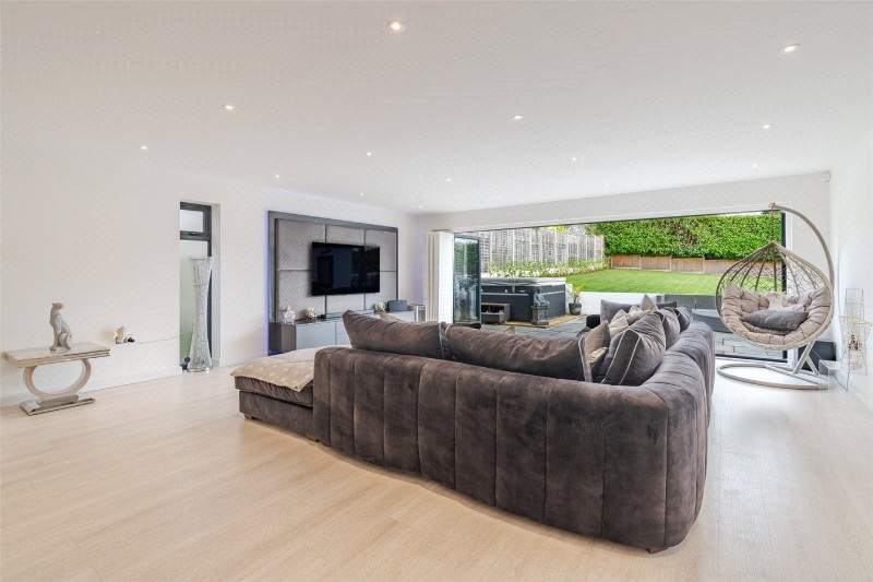 Albert Road, Corfe Mullen, Wimborne, Dorset, BH21
