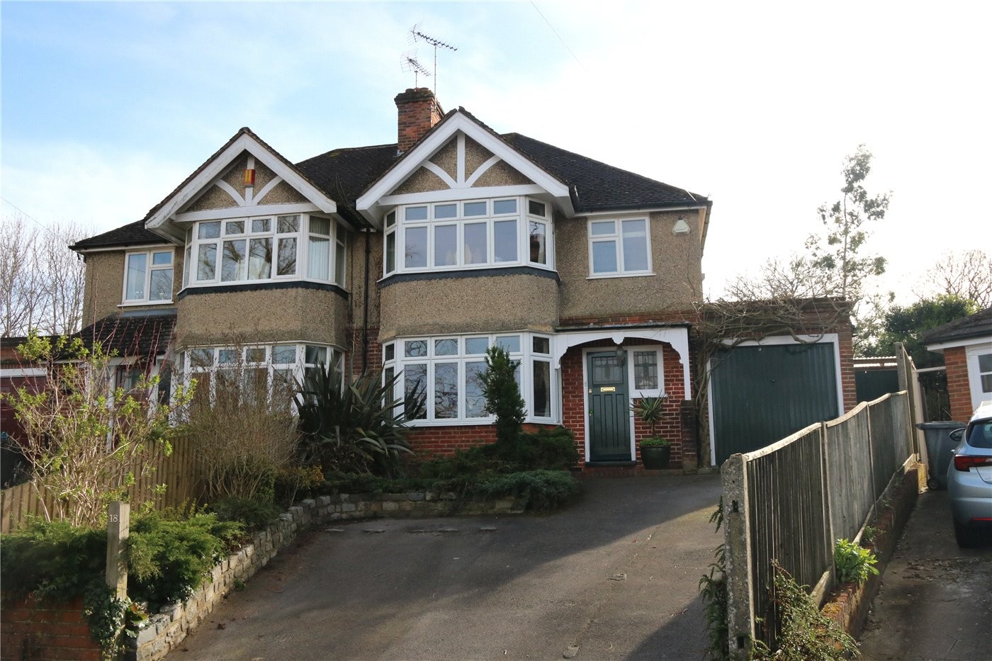 3 bedroom property for sale in Baydon Drive, Reading, Berkshire, RG1