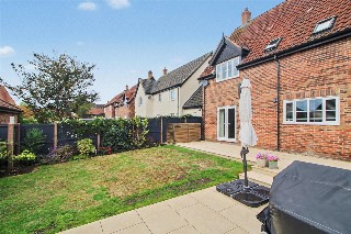 Devlin Drive, Poringland, Norwich, Norfolk, NR14