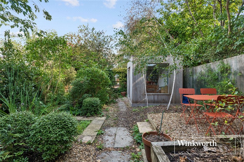 Puller Road, High Barnet, EN5