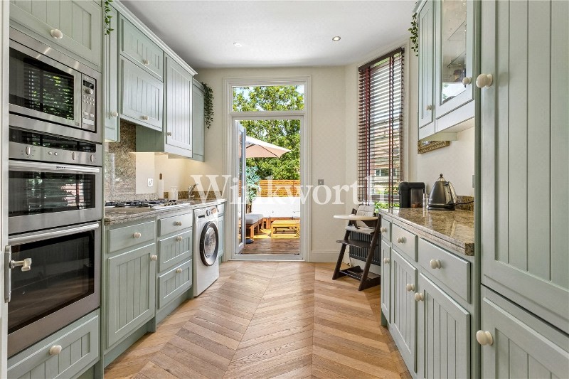 Conway Road, London, N14