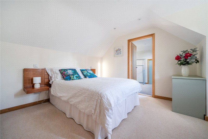 Old Kiln Close, Churt, Farnham, Surrey, GU10