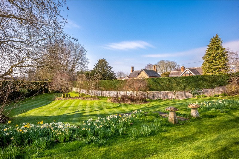 Church Road, Snitterfield, Stratford-upon-Avon, Warwickshire, CV37