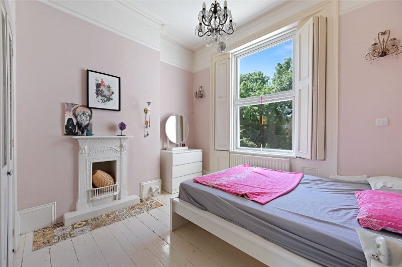 Askew Road, London, W12