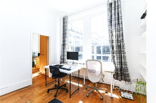 Farringdon Road, London, EC1R