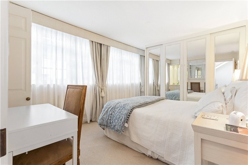 Atherstone Mews, South Kensington, London, SW7