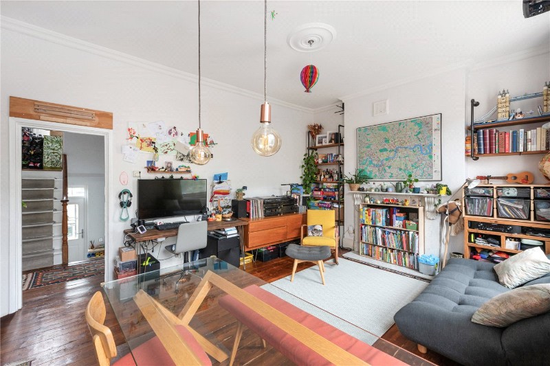 Benwell Road, London, N7