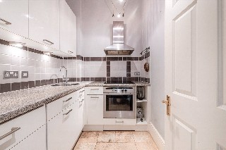 Blenheim Crescent, London, W11