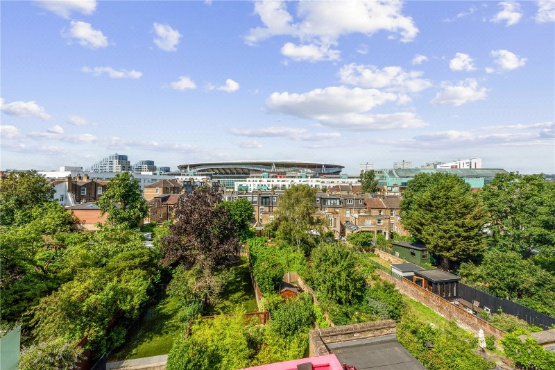 Highbury Hill, London, N5