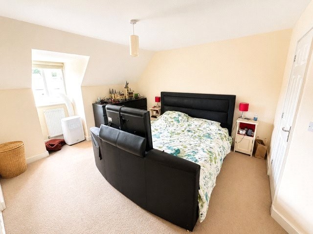 Ascot Close, Bourne, Lincolnshire, PE10