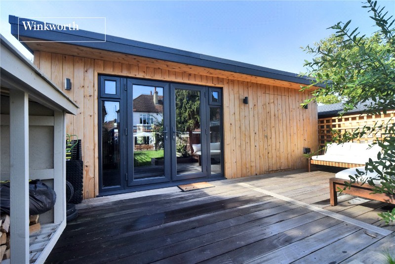 Ardrossan Gardens, Worcester Park, Surrey, KT4