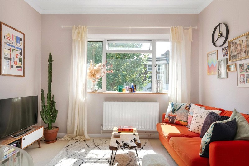 Versailles Road, London, SE20