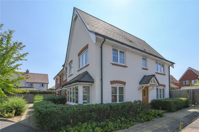 Diamond Jubilee Way, Wokingham, Berkshire, RG40