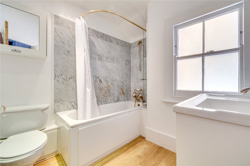 Bovingdon Road, London, SW6