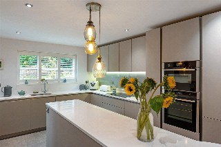 Silverwood Close, Winchester, United Kingdom, SO22