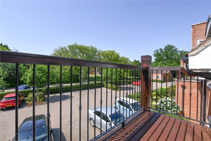 Woolf Drive, Wokingham, Berkshire, RG40