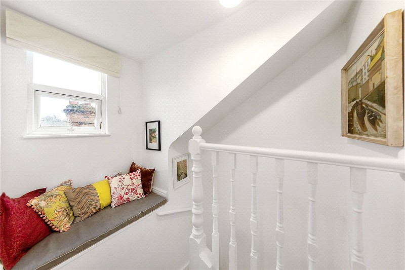 Oxford Gardens, Chiswick, W4