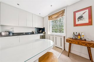 Holland Park Avenue, London, W11