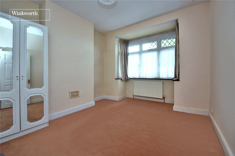 Langley Avenue, Worcester Park, KT4